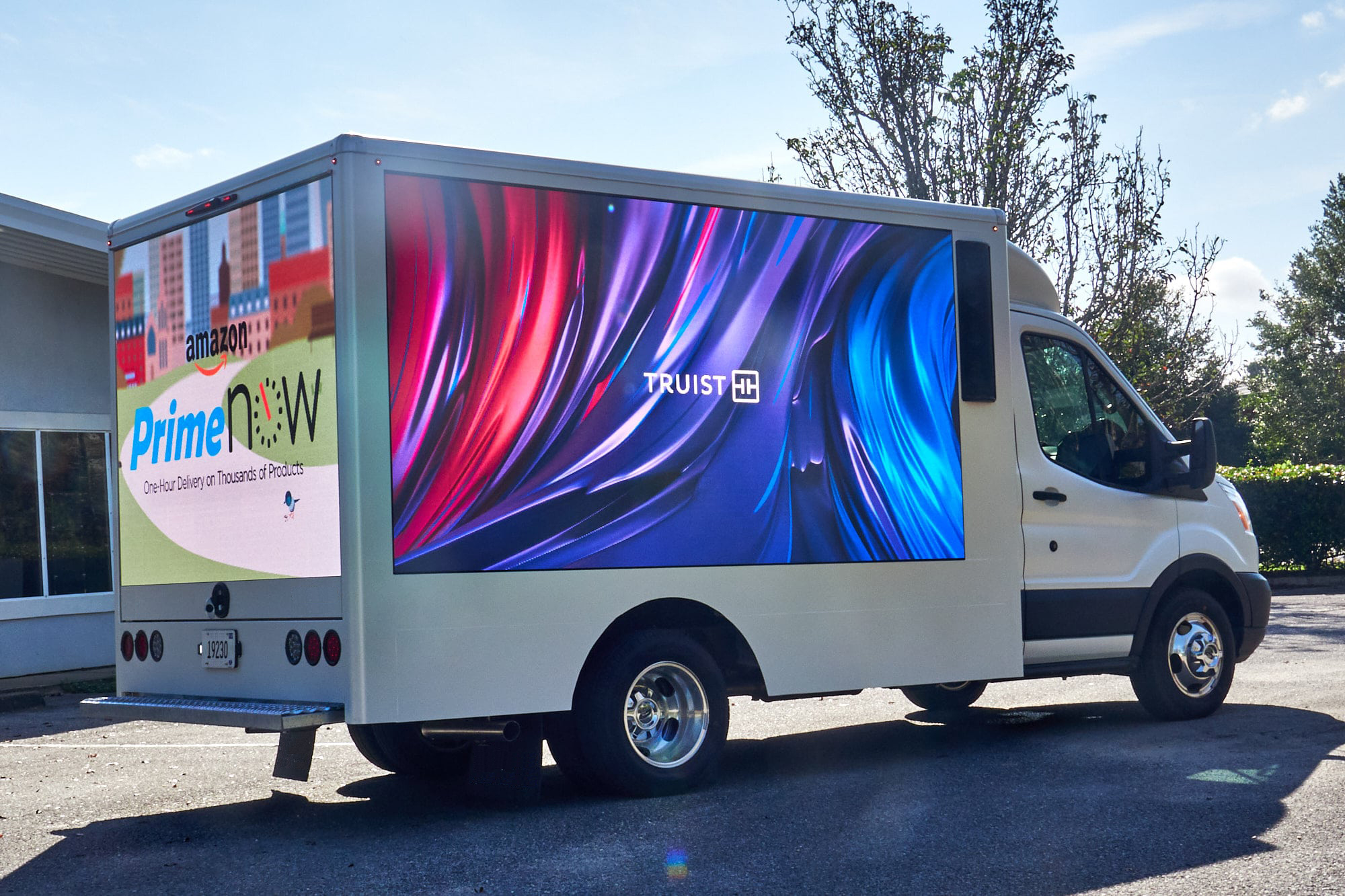 Led Mobile Billboard Truck Bomb Promotions Smart Led Trucks And